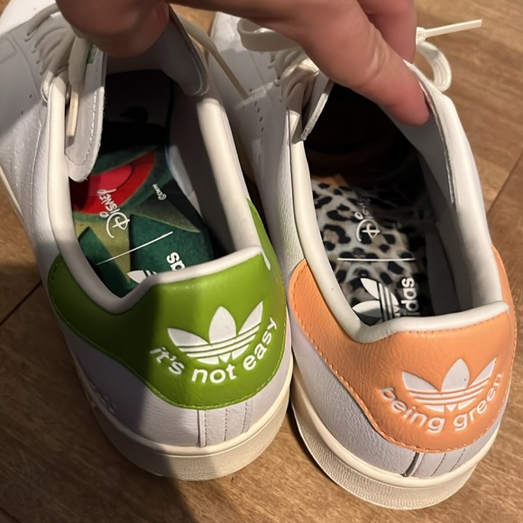 Adidas Men’s Disney x Stan Smith 'Miss Piggy & Kermit' Sneakers Size 11.5 - Picture 7 of 8